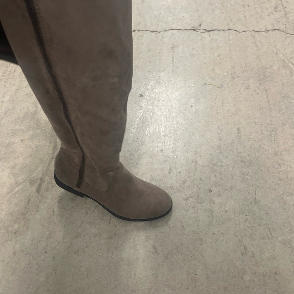 Womans boots